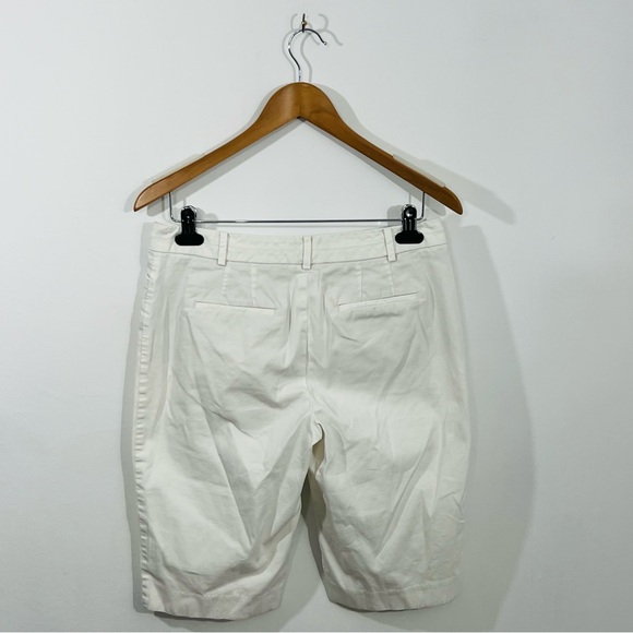 Talbots The Perfect Short Casual Streetwear Double Button Closure With Zip Sz 4 - Picture 7 of 7